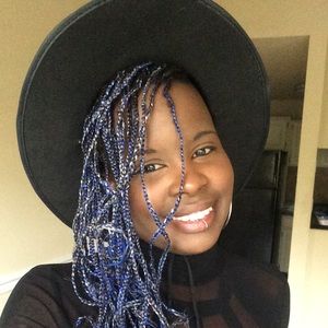 Meet your Posher, Toni